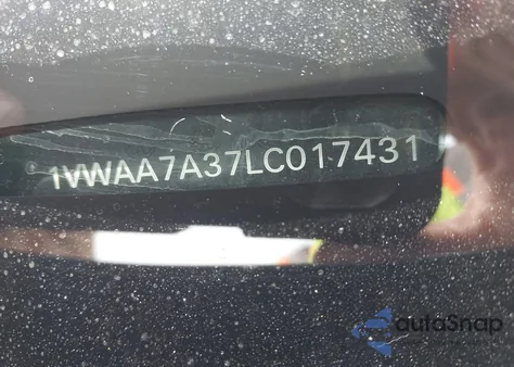 2020 Volkswagen Passat 2.0T S из США, поврежденный, VIN 1VWAA7A37LC017431